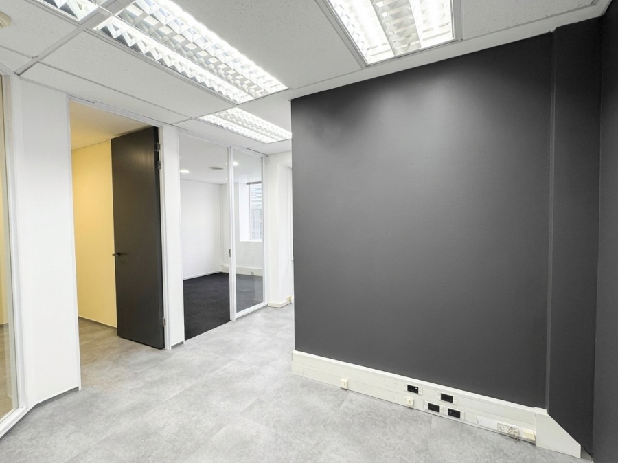 To Let Commercial Property for Rent in Mouille Point Western Cape